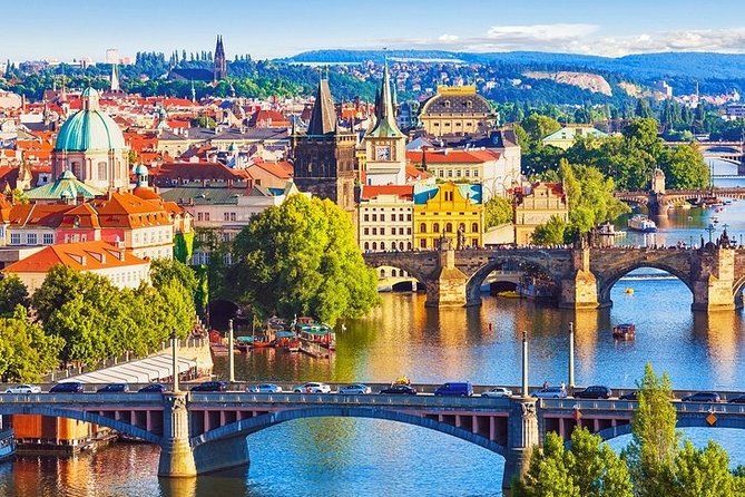 VIEnna Arrival Private Transfers From VIEnna Airport VIE to VIEnna City - Benefits of Private Transfers