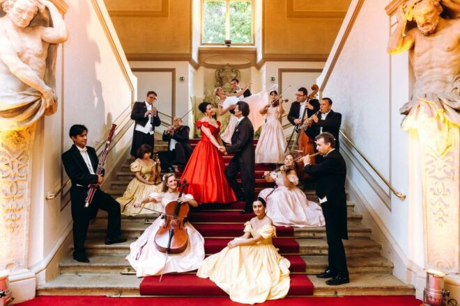 Vienna: Austrian Dinner and Mozart & Strauss Concert - Dinner Experience