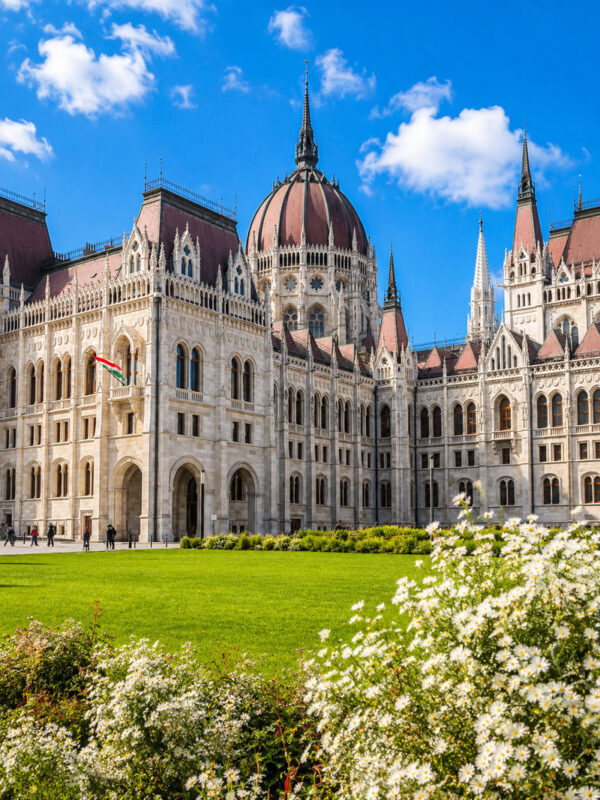 Vienna Bratislava Budapest Full-Day Small Group Tour - Who should take this trip?