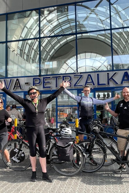 Vienna-Budapest Bike Rental With Delivery & Luggage Transfer - Included Amenities and Support