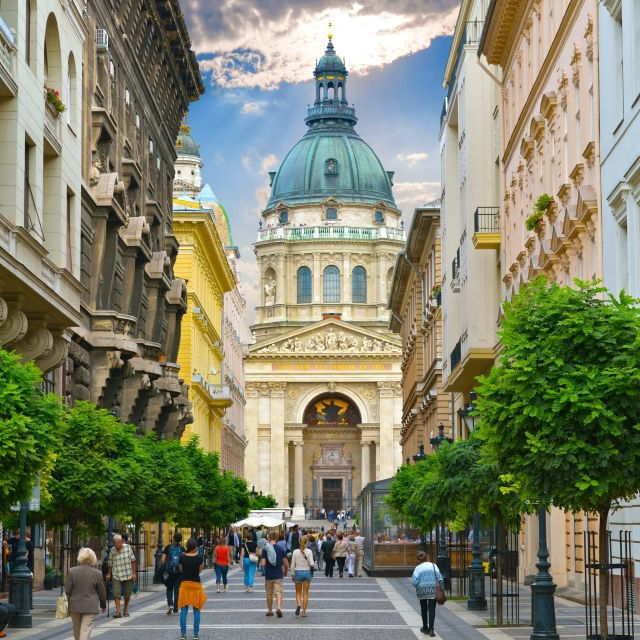 Vienna: Budapest Day Trip - Experience