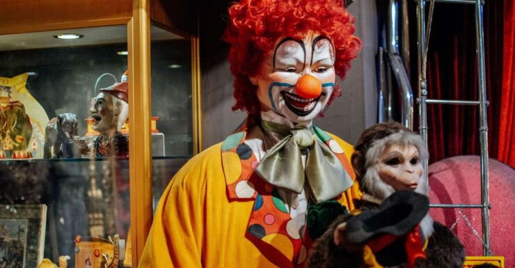 Vienna: Circus and Clown Museum Guided Tour Including Show - Museum Experience