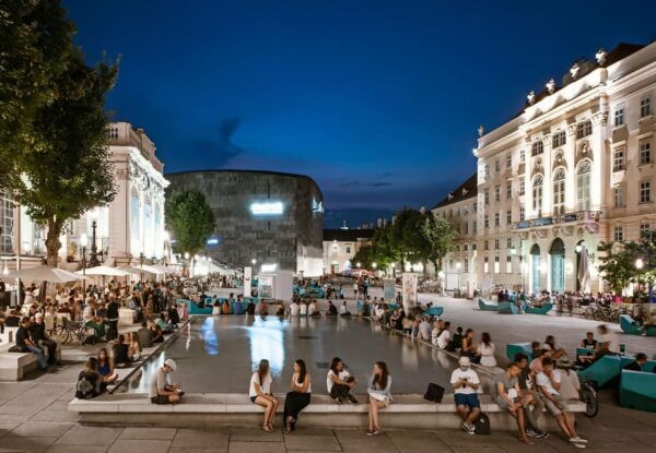 Vienna: City Highlights E-Bike Tour - Exploring Vienna by E-Bike