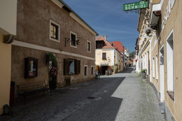Vienna: Danube Valley 3 Castles and Wine Tasting Tour - Itinerary Highlights