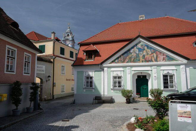 Vienna: Danube Valley 3 Castles and Wine Tasting Tour - Pickup and Drop-off