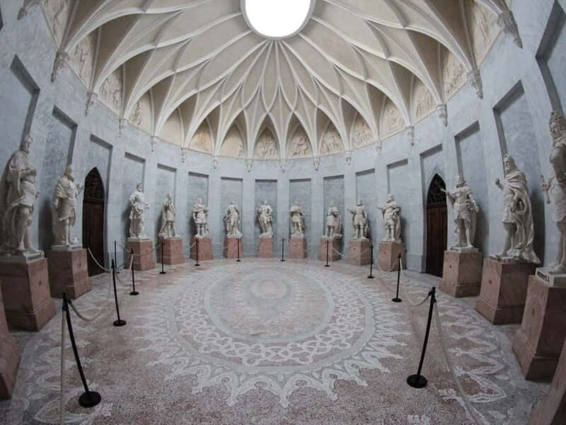 Vienna: Day Trip - Castles around Vienna + underground lake - Exploring the Outskirts of Vienna: What to Expect