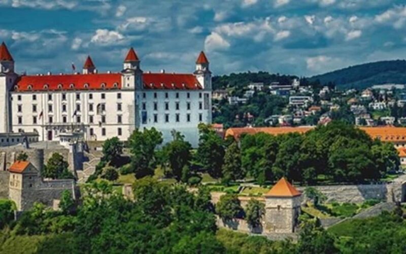 Vienna: Day Trip to Bratislava with a Local - Why Choose This Tour?