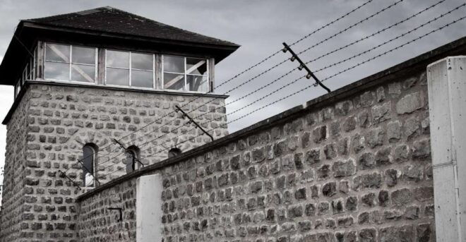 Vienna: Day Trip to Mauthausen Concentration Camp Memorial - Exploring the Mauthausen Memorial