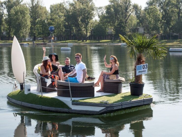 Vienna: E-Boat Rental With Included Sunset Dinner on Danube - Experience Highlights
