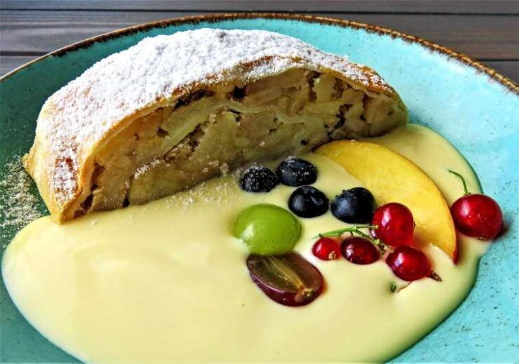 Vienna: Food Tasting Tour in Hidden Gems (Small Groups) - Itinerary