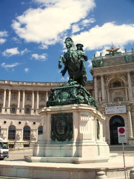 Vienna: From Hofburg Palace to St Stephens Square (Tour) - Language Options