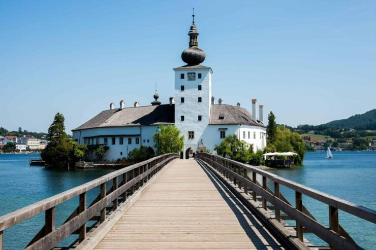 Vienna: From Lakes to Mountains, Hallstatt and Salzburg Tour - Good To Know