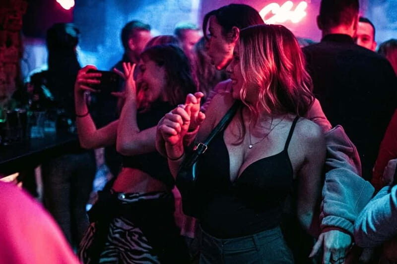 Vienna: Guided Pub Crawl with Club Entry - Practical Tips for Your Night Out