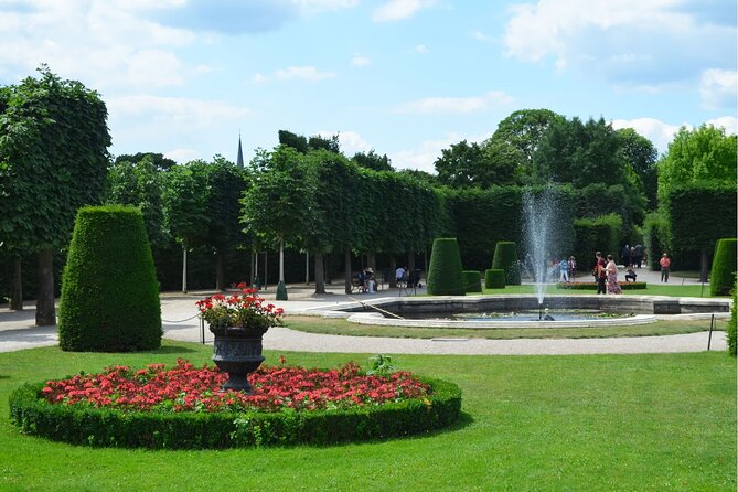 Vienna Guided Tour to Schönbrunn Palace and Gardens With Tickets - Frequently Asked Questions