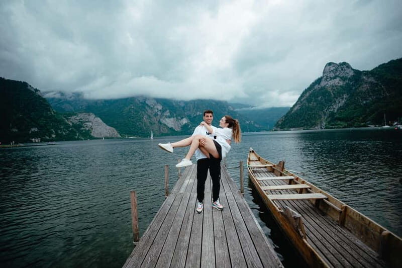 Vienna: Hallstatt and Salzburg Summer Day Trip - Transportation and Group Size