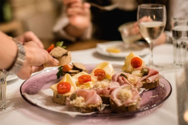Vienna: Hidden Wine Cellars Tasting Experience - Common Questions