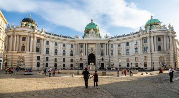 Vienna: Highlights Private Tour, Palaces & Sacher Cake - Roman Ruins and Hoher Markt