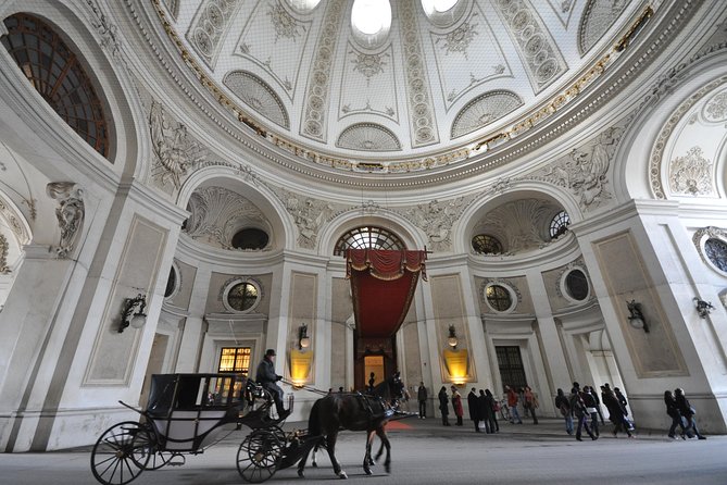 Vienna Highlights Walking Tour With Spanish-Speaking Guide - Tour Highlights