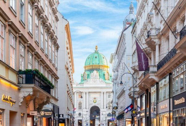 Vienna Historic Center: Walking Tour With Audio Guide on App - Exploration at Your Pace