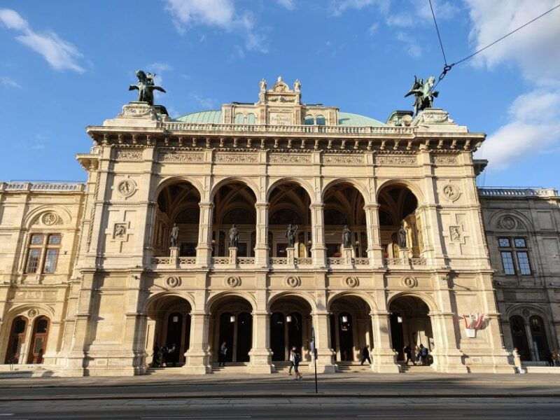 Vienna Historical Highlight City Tour + Wine Tasting - Good To Know