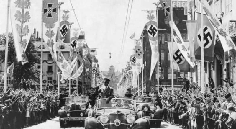 Vienna: Historical Walking Tour - Hitler and the 1900s - Introduction