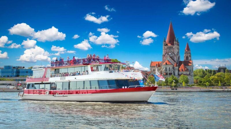 Vienna: Hop-on Hop-off, Ferris Wheel, and River Cruise - Exploring Vienna with the Hop-on Hop-off Bus