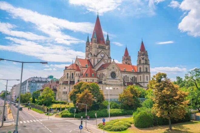 Vienna: Insta-Perfect Walk With a Local - Dining Recommendations