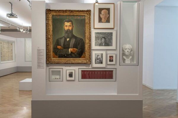 Vienna: Jewish Museum Vienna and Museum Judenplatz Tickets - Common Questions