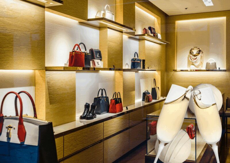 Vienna: Luxury Vintage Fashion Walking Tour - Good To Know