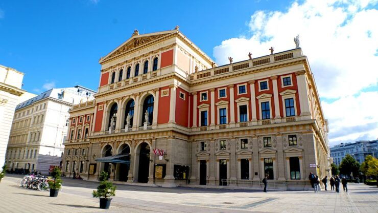 Vienna: Meet Strauss Private Guided Walking Tour - Experience Highlights