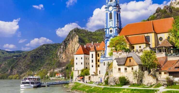 Vienna: Melk Abbey and Schonbrunn Palace Private Guided Tour - Experience