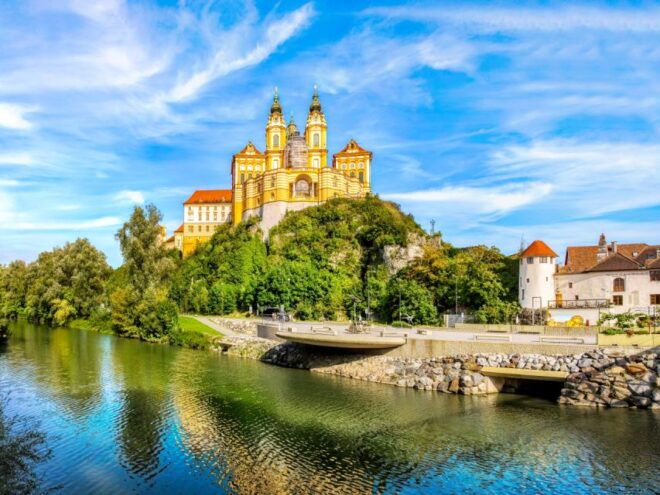 Vienna: Melk Abbey and Schonbrunn Palace Private Guided Tour - Highlights