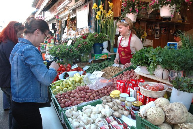 Vienna Naschmarket Food Tour - Local Guides and Personalized Experience