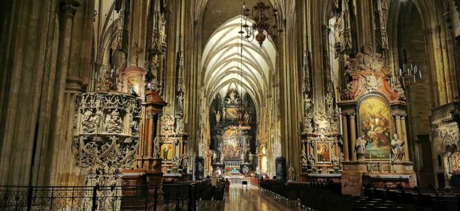 Vienna Old Town and St. Stephen's Cathedral Walking Tour - Highlights of the Walking Tour