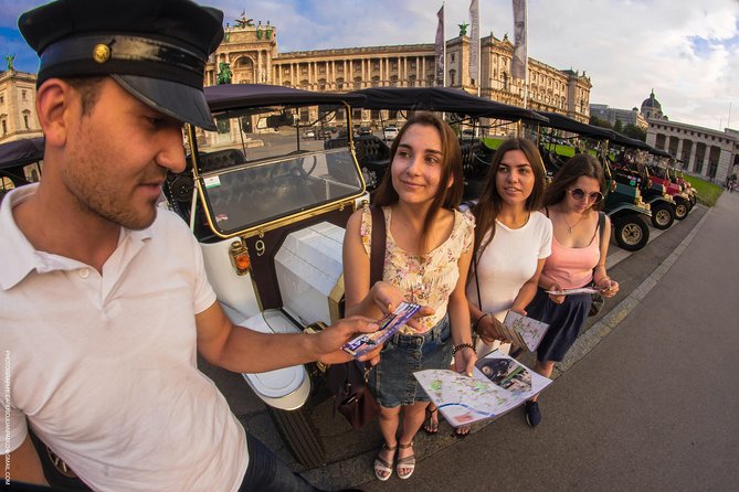 Vienna Oldtimer Tour (60 Min) Incl. Bottle of Prosecco - Tour Itinerary and Landmarks