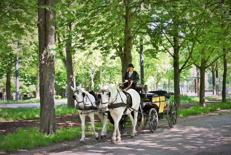 Vienna Porcelain Carriage - A discreet Prater carriage ride for adults - Good To Know