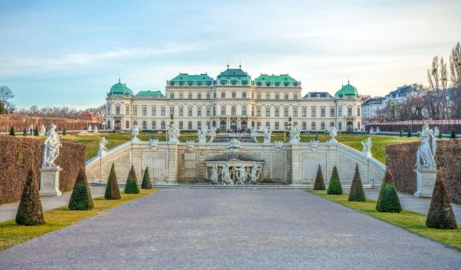 Vienna Private Airport Transfer - Stress-Free and Private Transfer