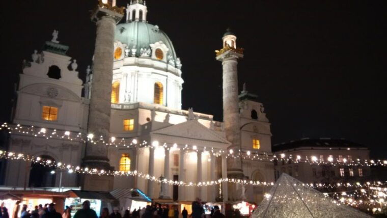 Vienna: Private Christmas Markets Tour with Drink & Snack - Analyzing the Value