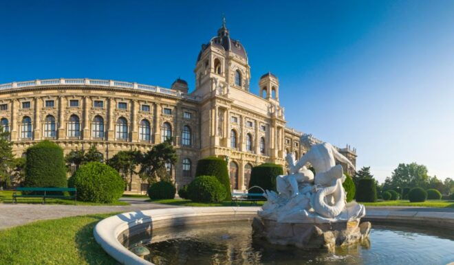 Vienna Private City Tour - Viennas Grandeur and Charm