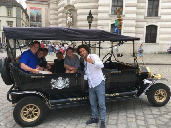 Vienna: Private Electric-Oldtimer Sightseeing Tour - Directions and Location