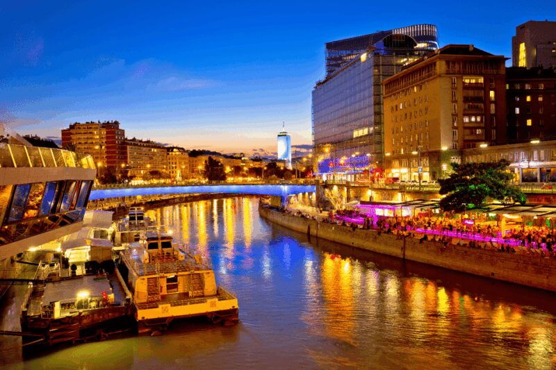 Vienna: Private Night Tour with Local - A Deep Dive into Vienna’s Nighttime Gems