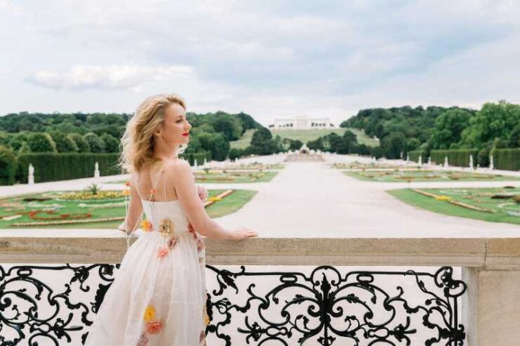 Vienna: Private Schönbrunn Gardens Photoshoot - Good To Know