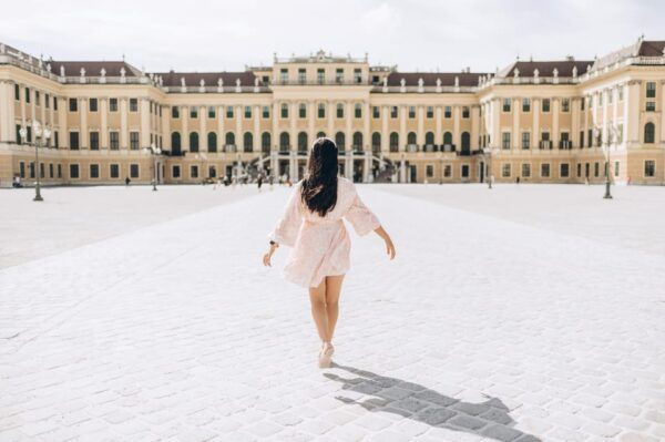 Vienna: Private Schönbrunn Gardens Photoshoot - Cancellation and Refund Policy