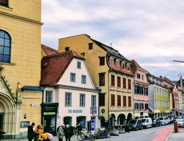 Vienna: Private tour from Vienna to Graz - Graz: The Heart of Styria