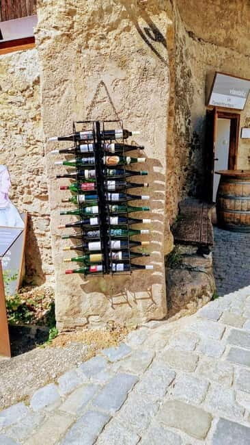 Vienna: Private Wachau tour to Dürnstein and Melk - The Charm of Wachau Wineries