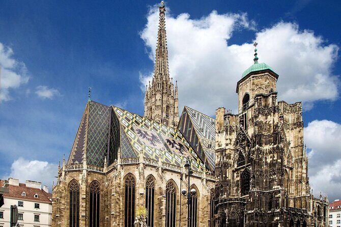 Vienna: Private Walking Tour with Local Guide - Exploring Vienna in Two Hours: What You Can Expect