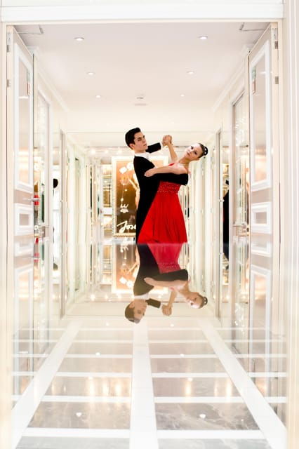 Vienna: Private Waltz Workshop for groups (4-14 guests) - Analyzing the Value and Experience