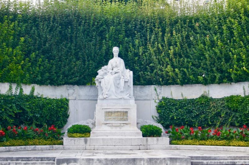 Vienna: Private World War II Walking Tour - Whats Included and Practical Details
