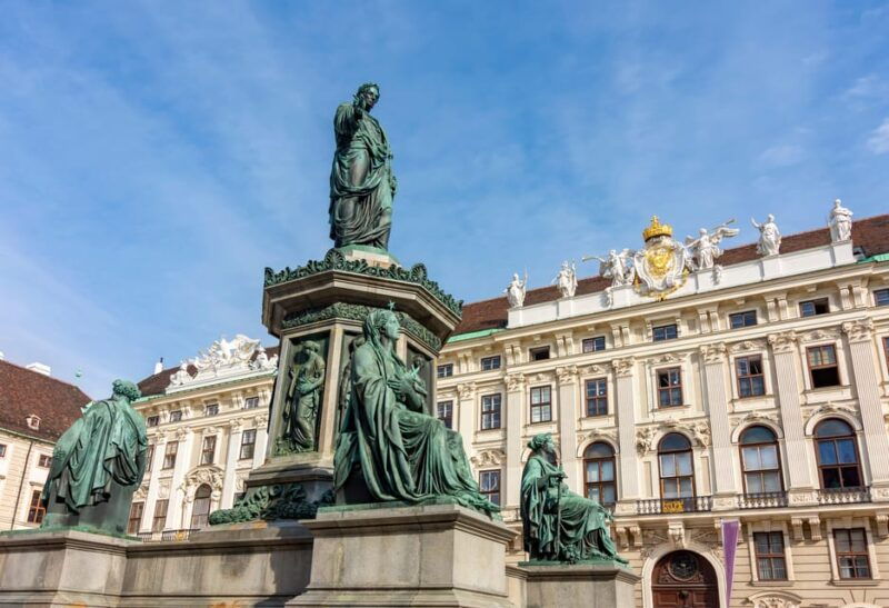 Vienna: Skip-the-Line Hofburg and Empress Sisi Museum Tour - Exploring Vienna’s Imperial Grandeur