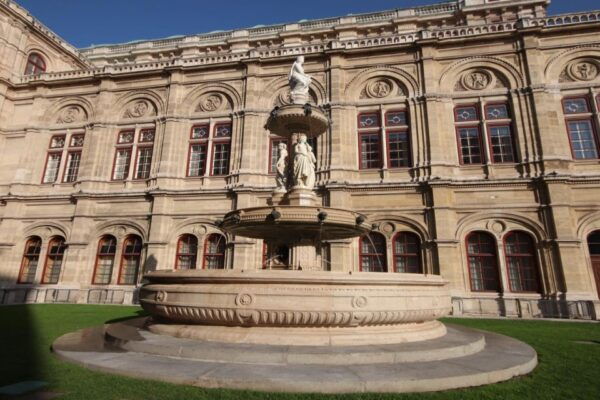 Vienna: Smartphone City Scavenger Hunt - Background